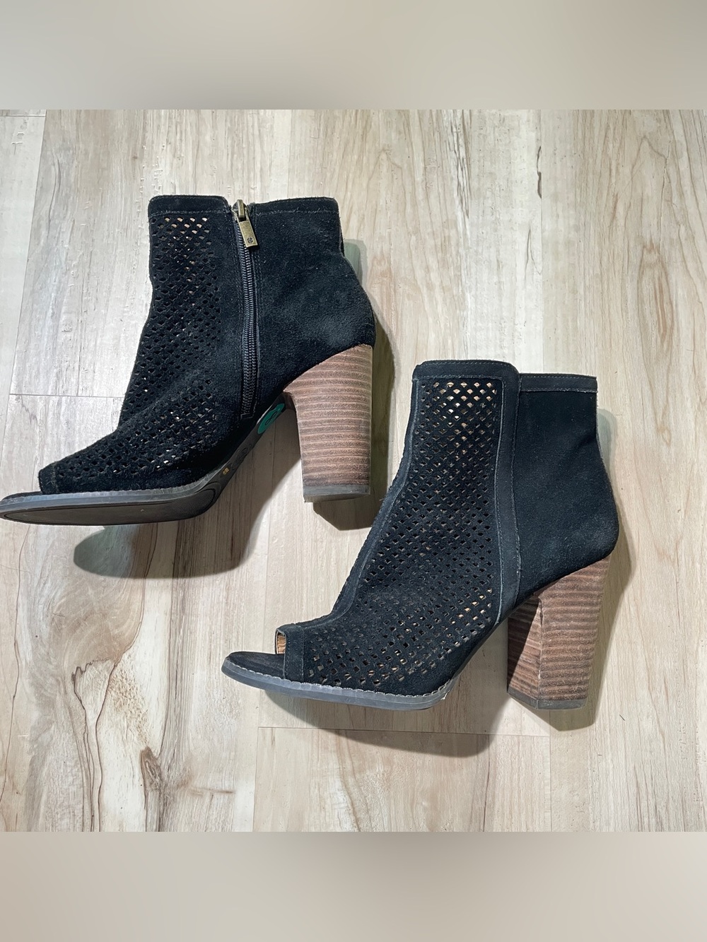 Lucky Brand Black Suede Open-Toe Ankle Booties with Stacked Heel, size 8, NEW